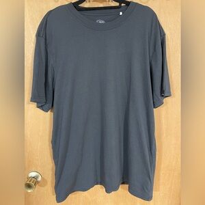 #108-PRANA- black shirt sleeve TShirt